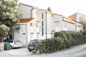 Little Studio at APARTMENTS SILVER - Gajac - Zrce beach